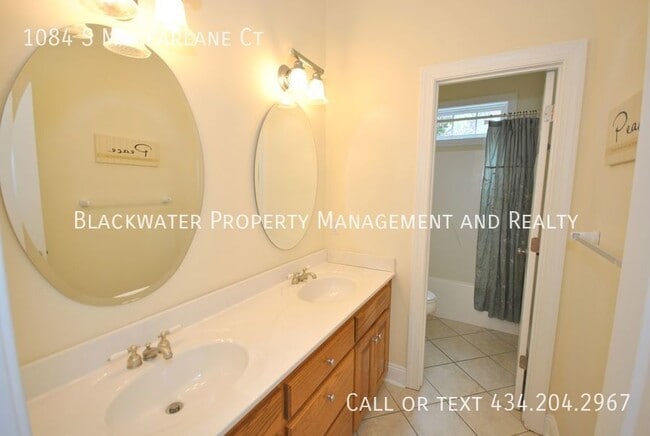 Building Photo - Beautiful Home in Lake Vista