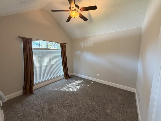 Building Photo - 13706 Naples Park Ln