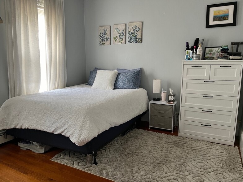 Building Photo - 7 Wheeler St