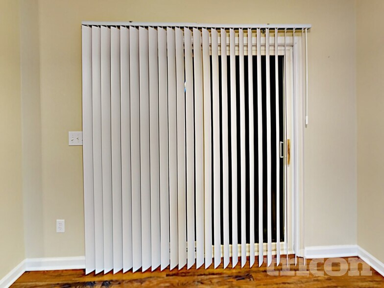 Building Photo - 162 Cogburn Rd