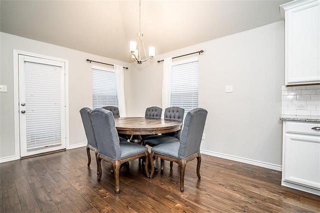 Building Photo - 1020 Rose Garden Dr