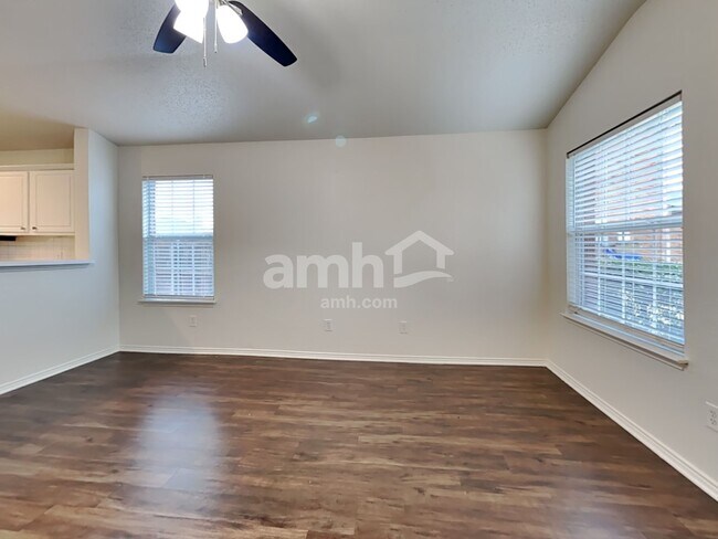 Building Photo - 216 Cornell