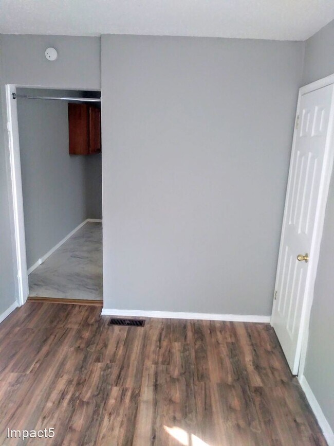 Building Photo - 1 br, 1 bath House - 4070 Schiller Place