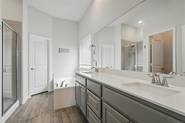 Building Photo - 1013 Sublime Dr