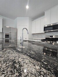 Building Photo - 2808 Lisburn Ter Ln