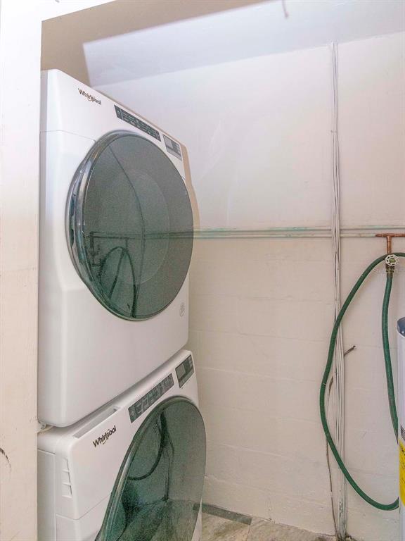 Building Photo - 107 S Obrien St