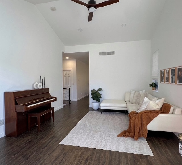 Building Photo - 14203 Tern Dr