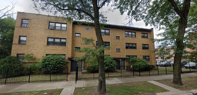 Building Photo - 7770-78  S South Shore Drive Chicago, IL 60649