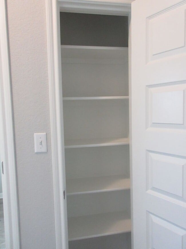 Building Photo - 3-Bedroom/2-bath in Crystal Springs - Leander ISD