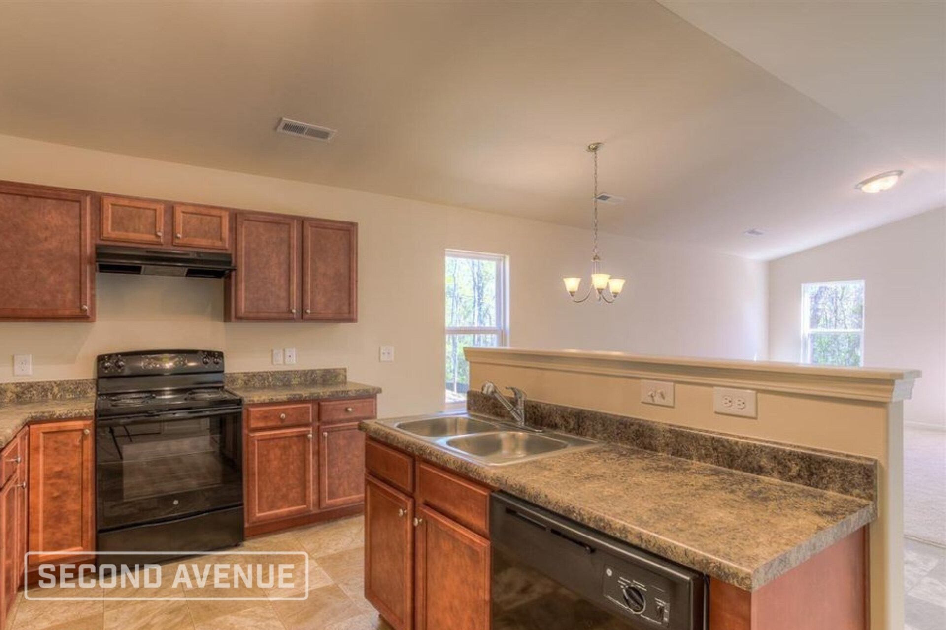 Building Photo - 381 Promised Land Dr