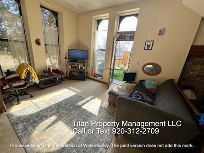 Building Photo - 207 E Irving Ave