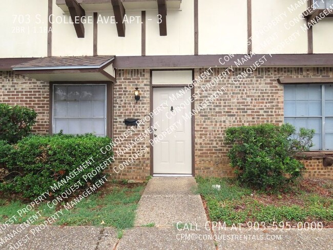 Building Photo - Two-Story 2 Bedroom, 1-1/2 Bath Apartment