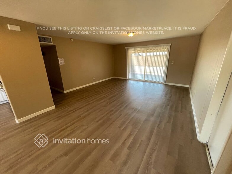 Building Photo - 2921 W Citrus Way