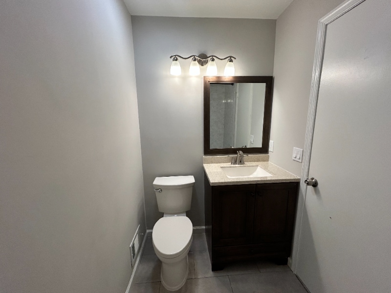 Building Photo - 279 Palombi Ct