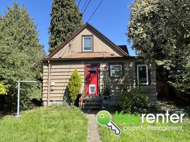 Building Photo - 3584 Tacoma Ave S