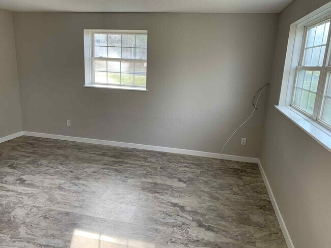 Building Photo - 6712 N Terra Vista Dr