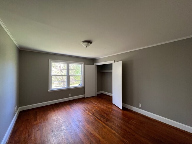 Building Photo - 10039 Mt Holly Rd