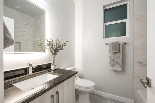2nd Bathroom - 4358 Capistrano Ave