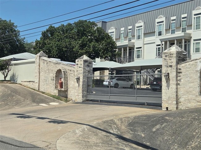 Building Photo - 2918 Ranch to Market Rd 620