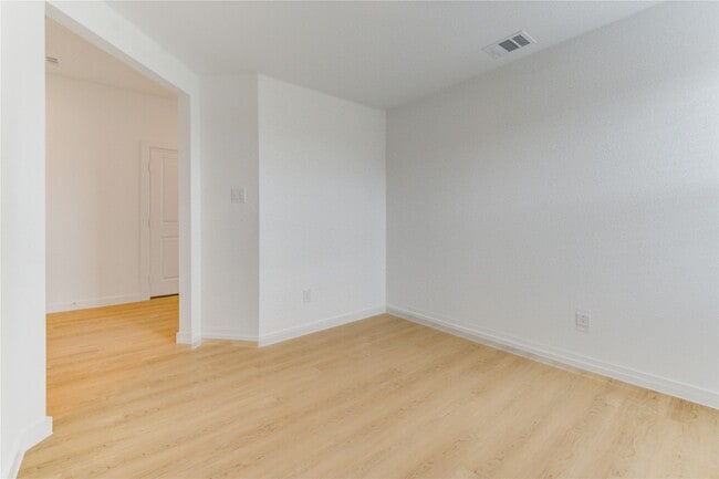 Building Photo - 9047 Rose Water Trl