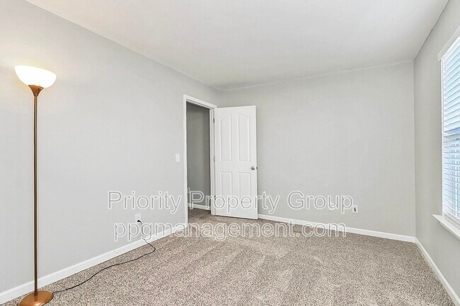 Building Photo - 610 Latimer Way