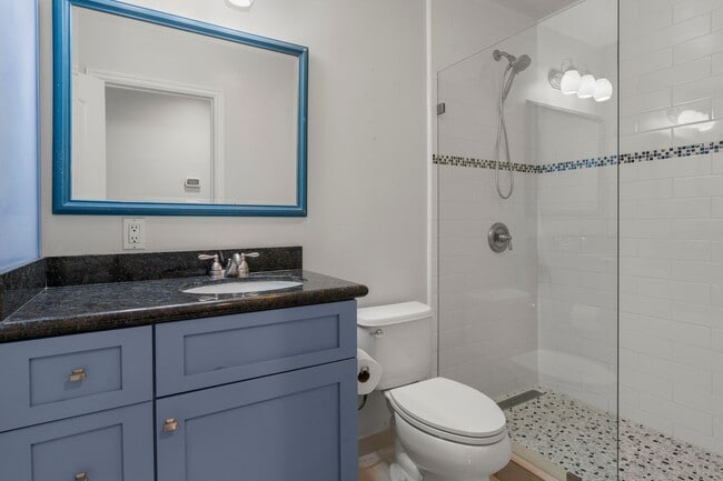 Building Photo - Crown Point 4Bed 3Bath (2 Primary suites) ...