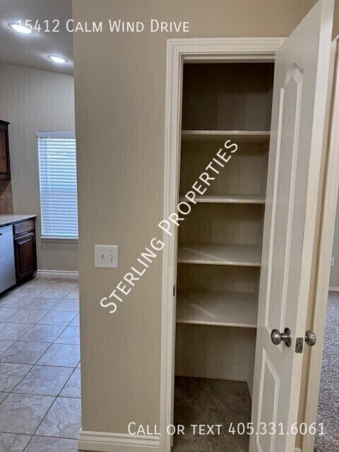 Building Photo - 15412 S Calm Wind Dr