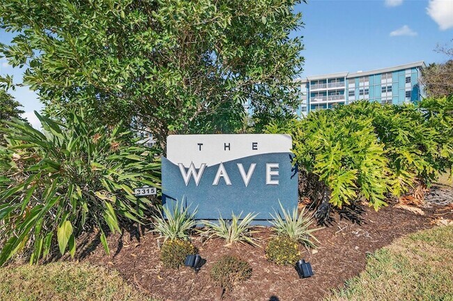 Building Photo - 11761 80th Ave