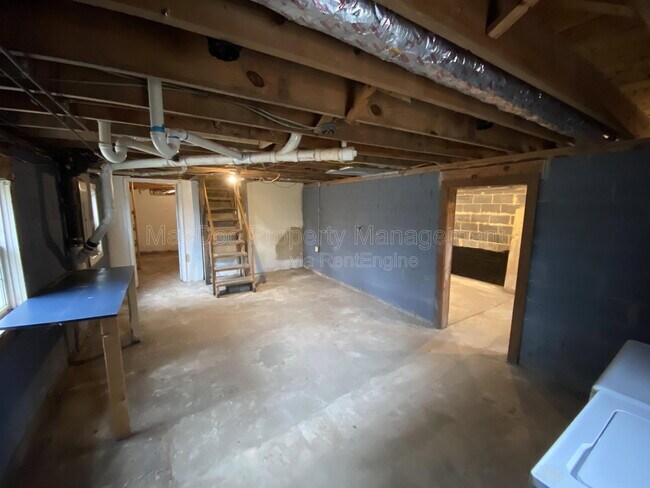 Building Photo - 11308 Gordon Rd