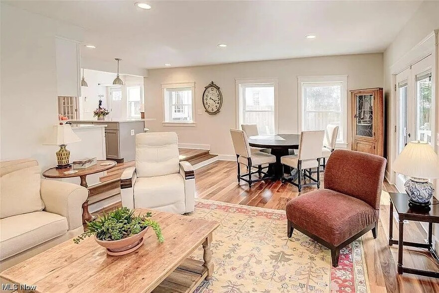 Building Photo - 343 E Garfield Rd