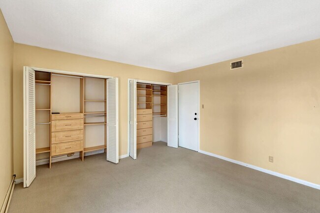 Building Photo - 1501 S Flagler Dr