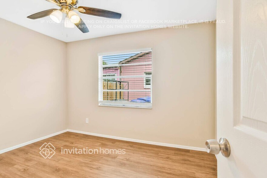 Building Photo - 5722 Starbright Dr