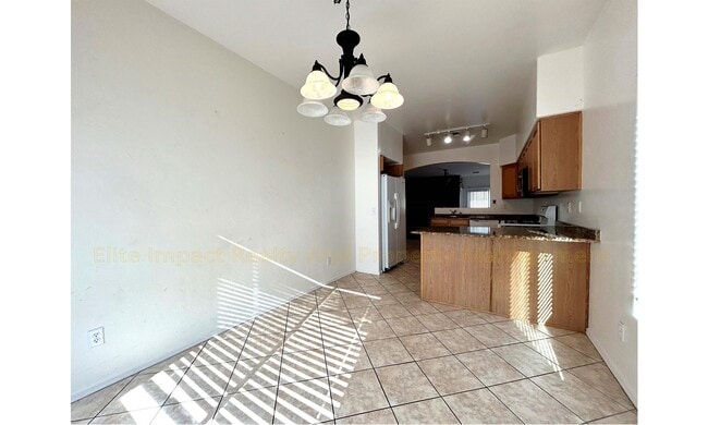 Building Photo - 1037 S Speckled Stone Way