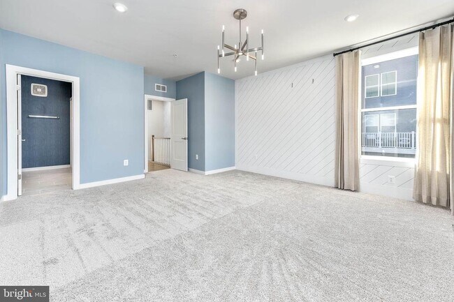 Building Photo - 4627 Olivine Dr