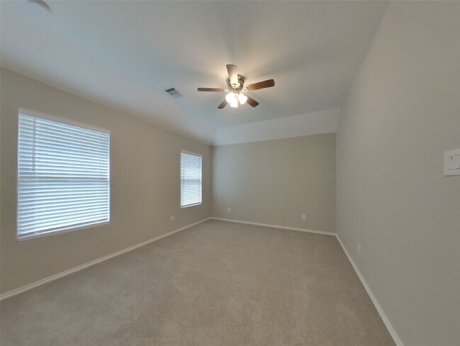 Building Photo - 17588 Rosewood Manor Ln