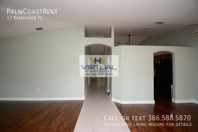 Building Photo - Gorgeous, 3 bedroom, 2 bathroom located in...