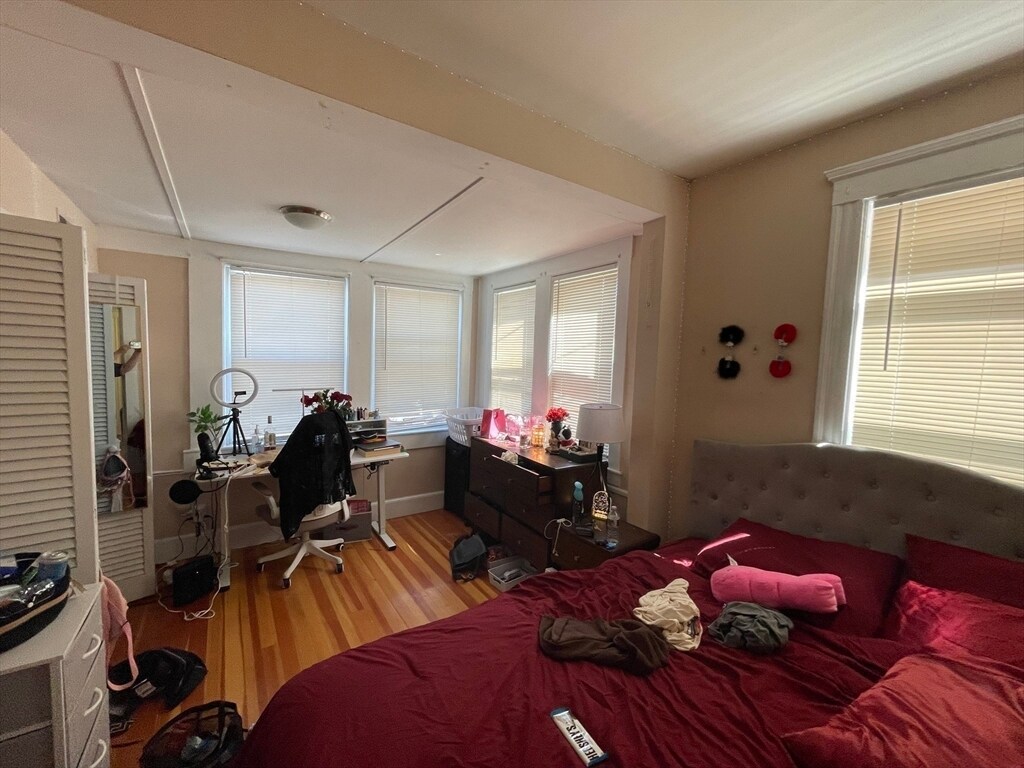 Building Photo - 115 Browne St