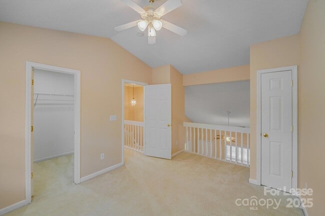 Building Photo - 15021 Deshler Ct