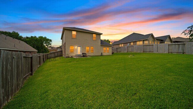 Building Photo - 13092 Greenbriar Dr