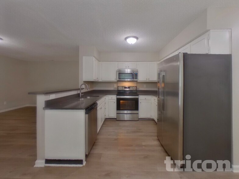 Building Photo - 7920 Cadmium Ct