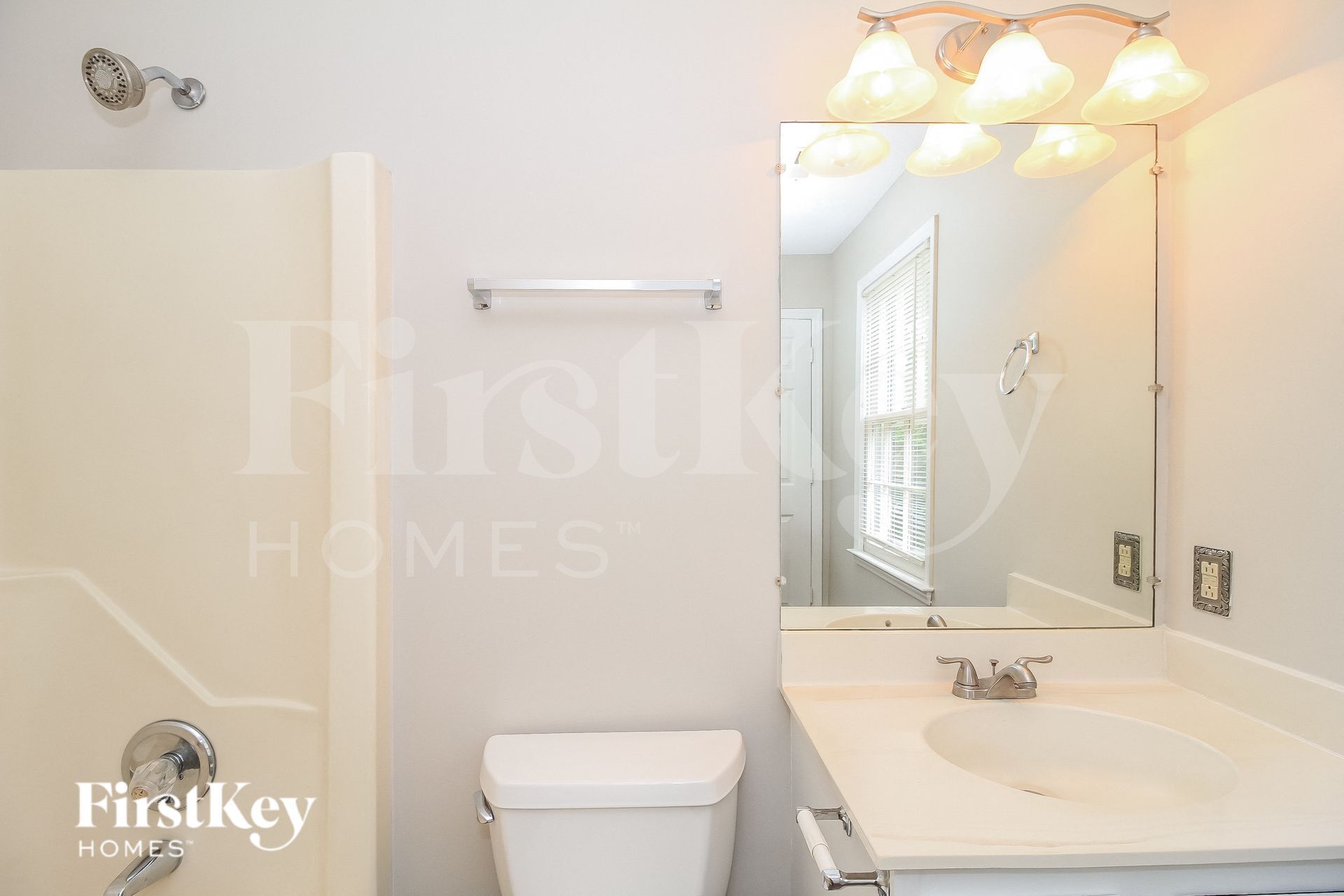 Building Photo - 7052 Avenbury Cir