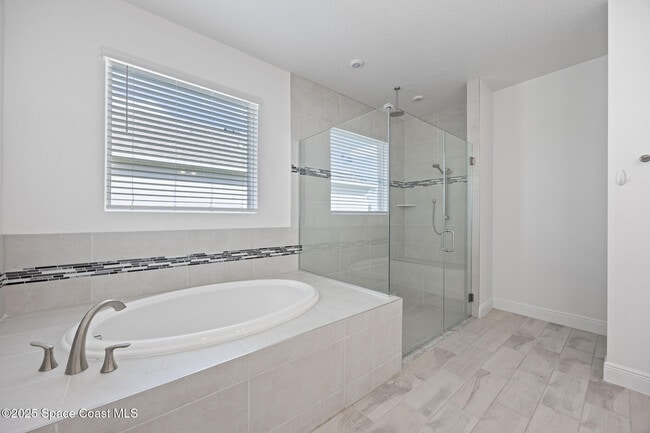 Building Photo - 3520 Rixford Way