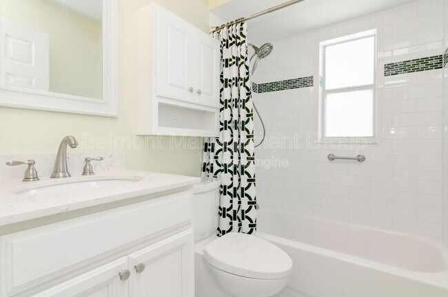 Building Photo - 9921 Dean Cove Ln