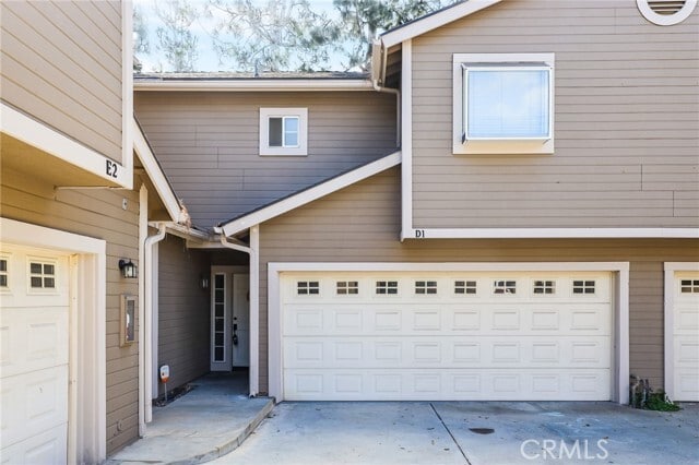 Primary Photo - 2210 Canyon Dr