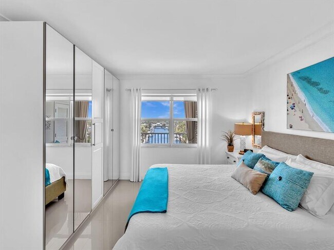 Building Photo - 3100 S Ocean Blvd