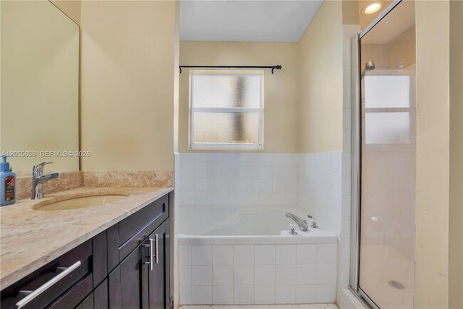 Building Photo - 14530 SW 156th Ave