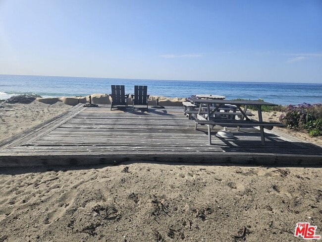 Building Photo - 30838 Broad Beach Rd