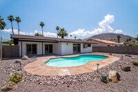 Building Photo - 73100 Santa Rosa Way