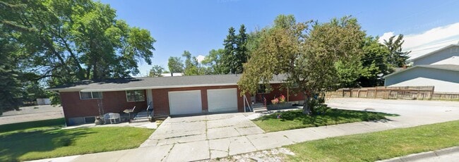Building Photo - 205 N Freeman Ave
