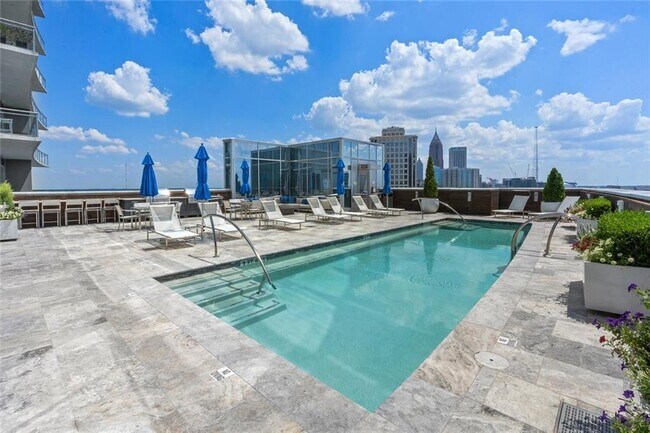 Building Photo - 1065 Peachtree St NE